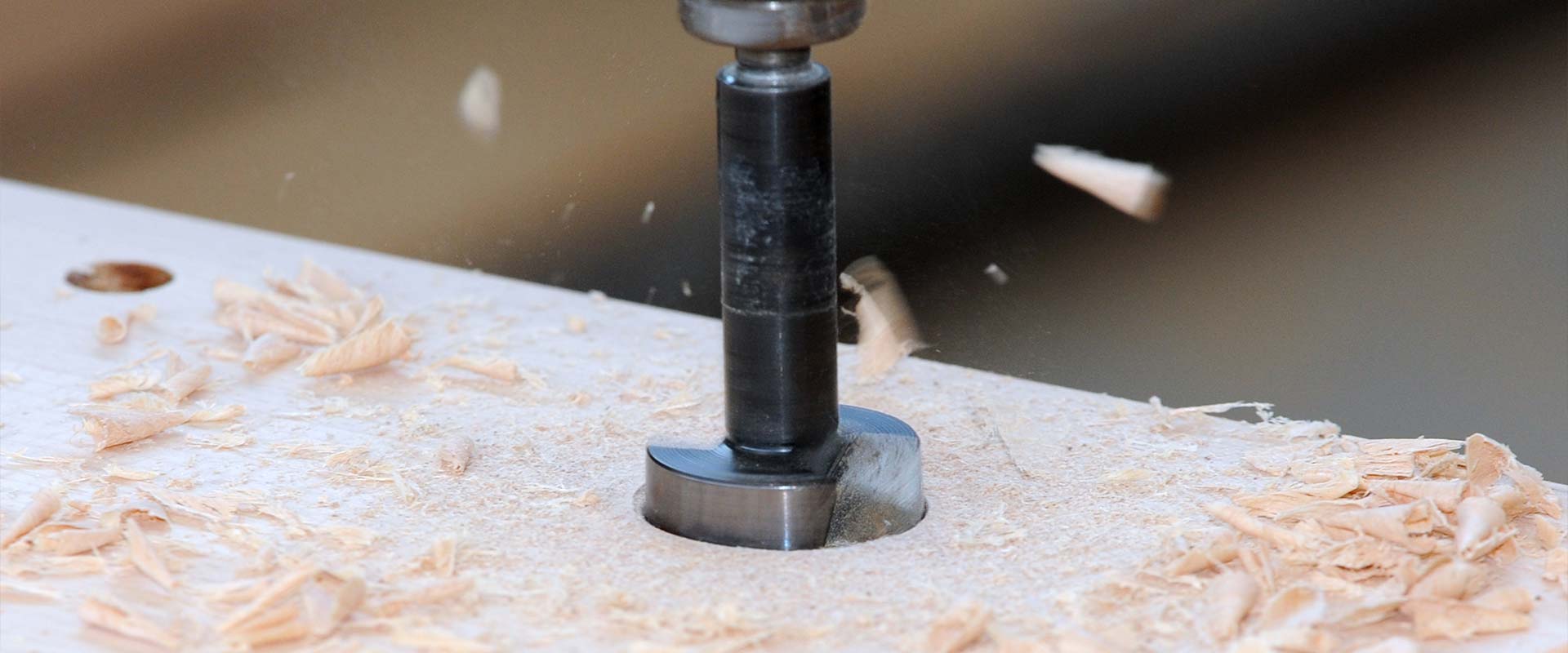 Tecnostil srl produzione porte ed oscuranti